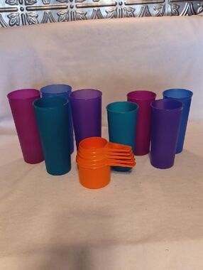 Tupperware Colorful Plastic Tumblers Set with Orange Measuring Cups